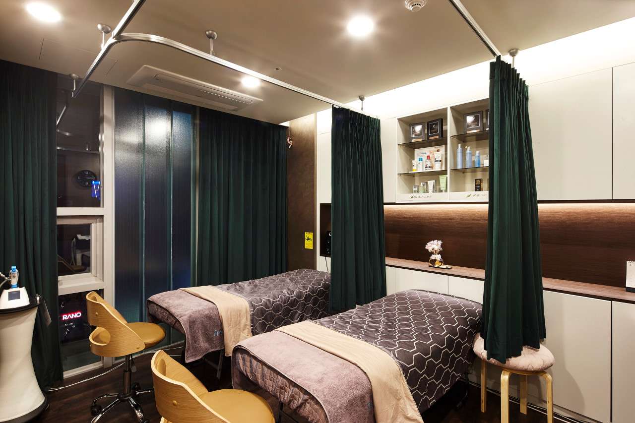 JW Plastic Surgery Center — photo 5