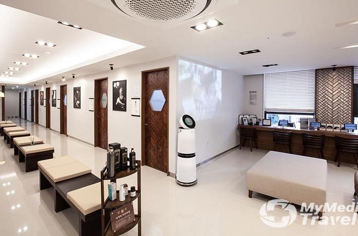 Maxwell Hair Clinic